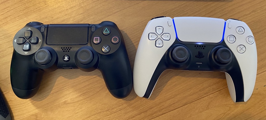 DualShock 4 vs DualSense