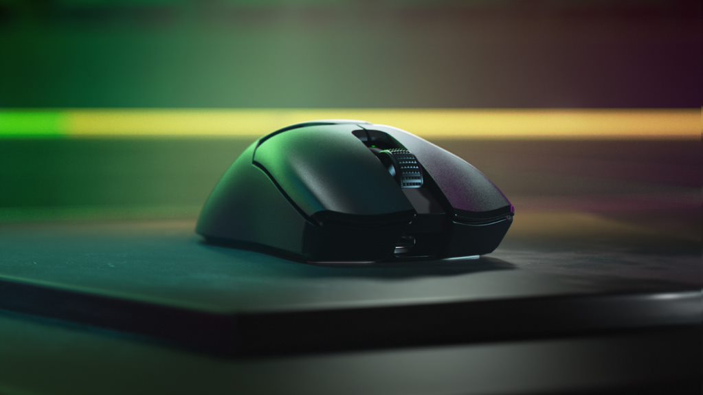 Com apenas 58g, Viper V2 Pro tem vida útil de até 90 milhões de cliques - foto/ divulgação Razer