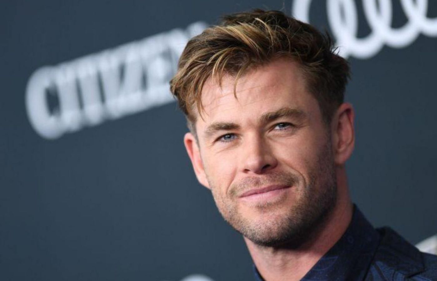 Ator diz que pediu para Chris Hemsworth lhe dar um soco no rosto - OFuxico